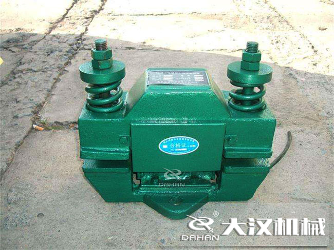 電磁倉壁振動器 電磁倉壁振動器